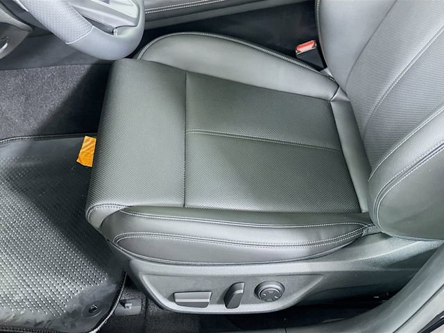 Certified 2026 Genesis G70 2.5T image 20