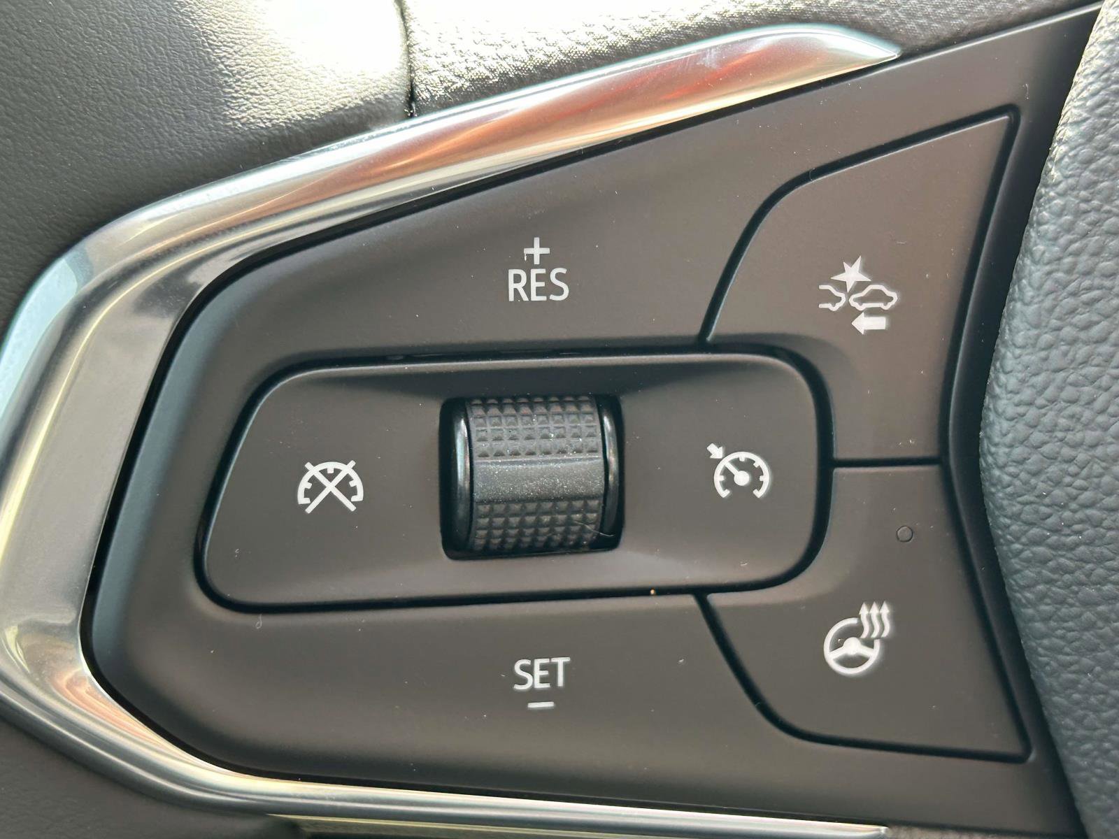 New 2026 Chevrolet Trax LT w/ Driver Confidence Package image 20