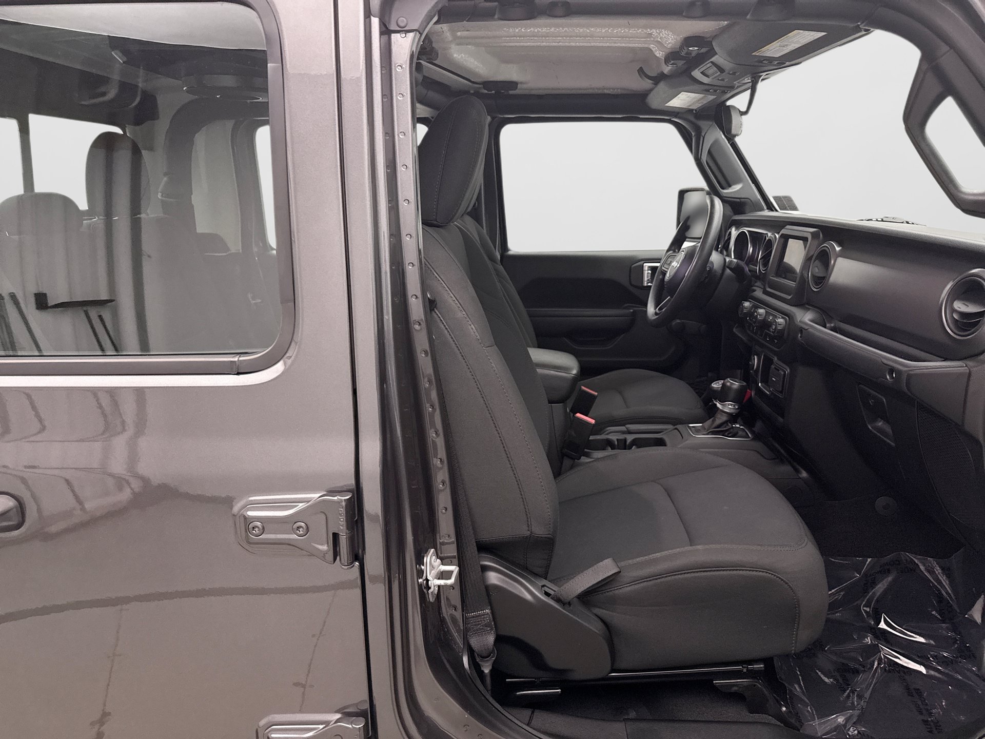 Used 2022 Jeep Gladiator Sport AWD/4WD image 16
