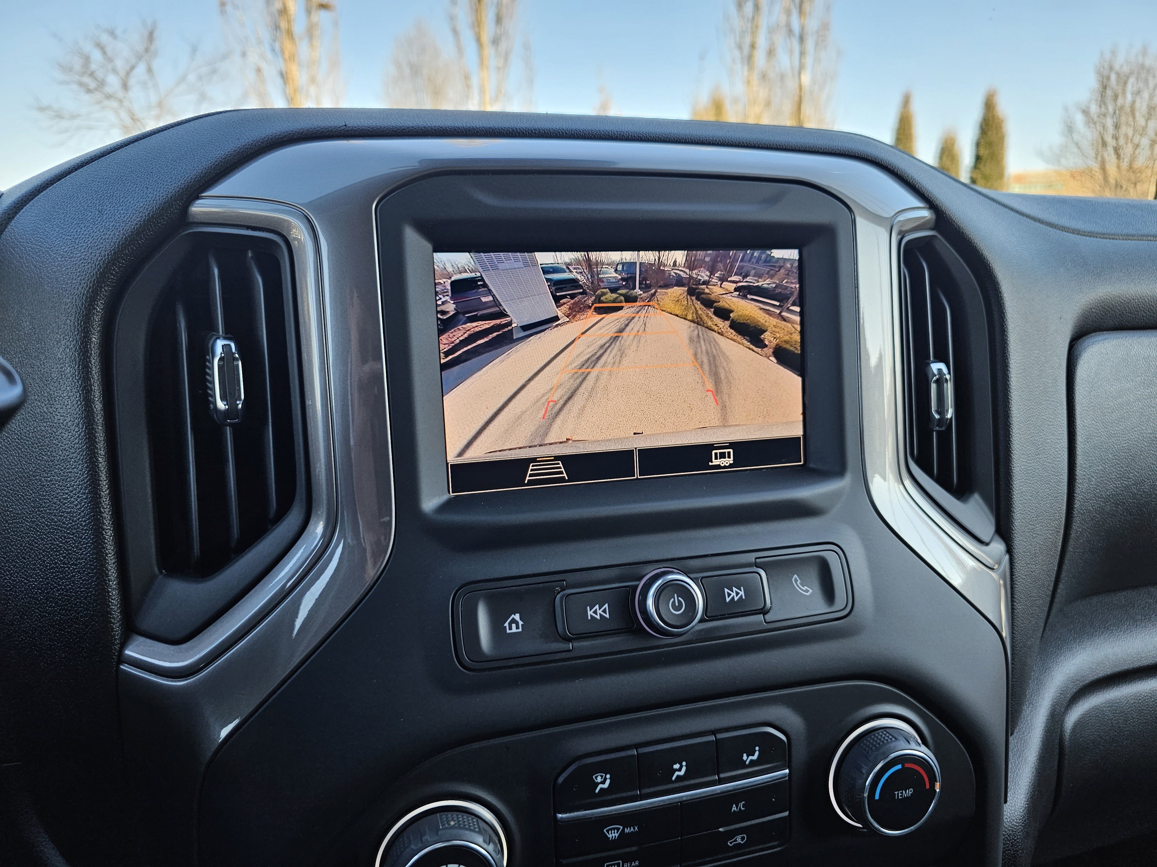 Used 2023 Chevrolet Silverado 1500 Custom image 44