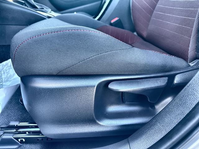 Used 2025 Toyota Corolla SE image 21