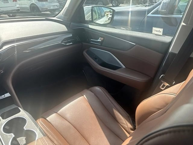 Used 2022 Acura MDX w/ Advance Package AWD/4WD image 14