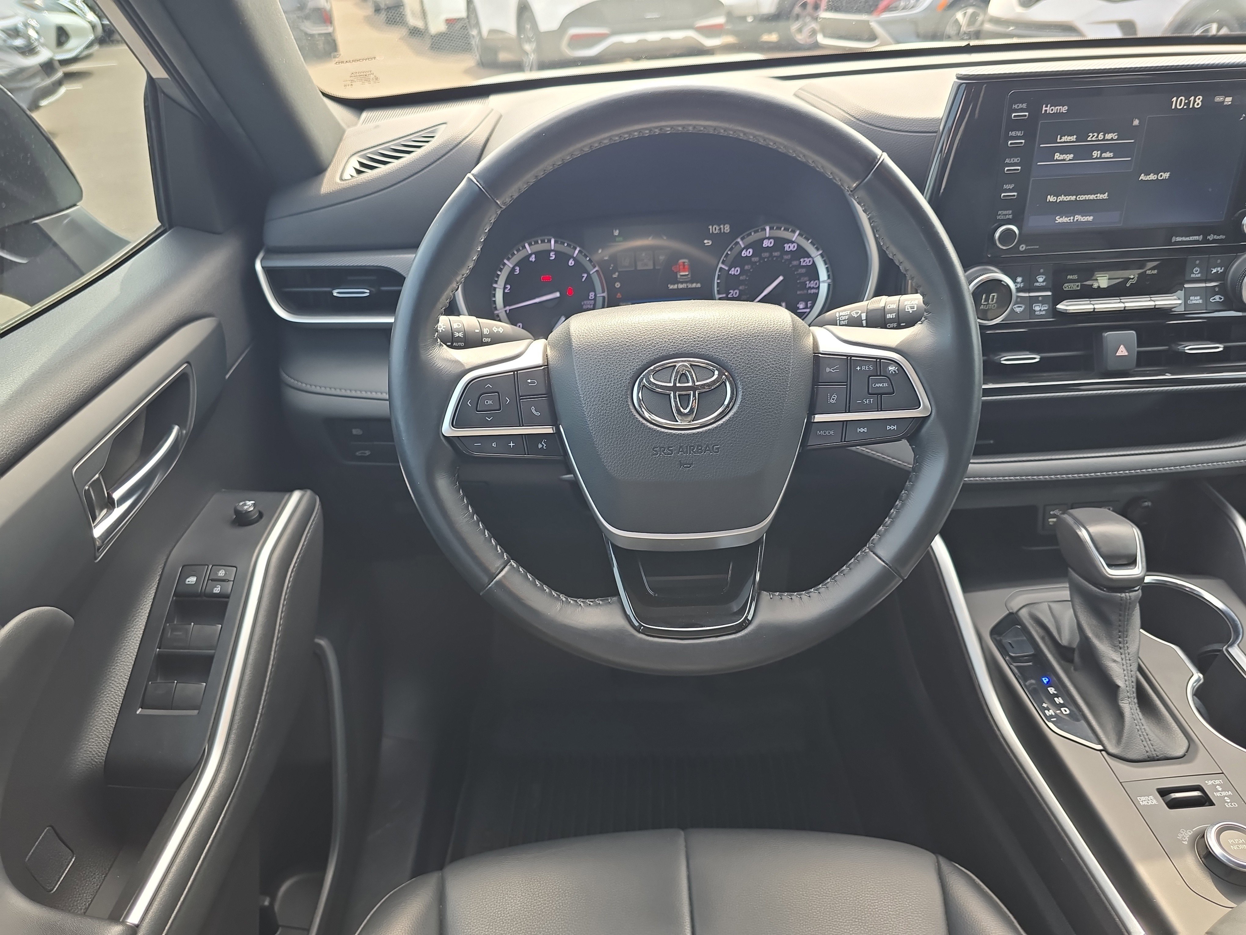 Used 2022 Toyota Highlander XSE AWD/4WD image 14