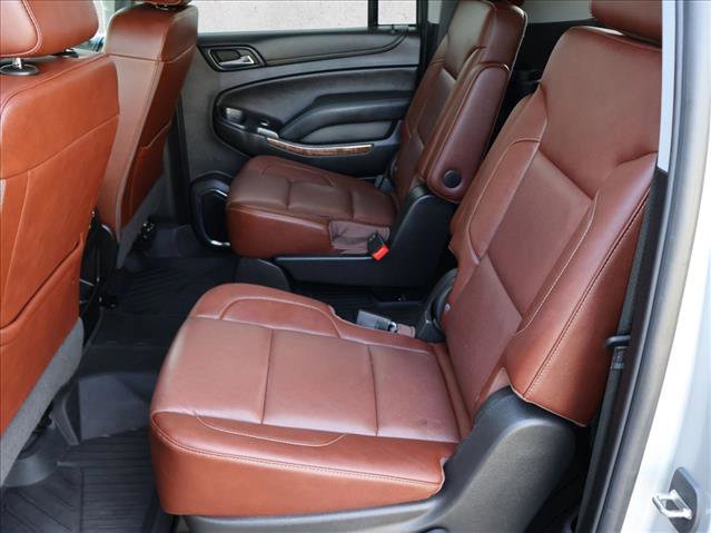 Used 2019 Chevrolet Suburban Premier w/ Premier Plus Edition AWD/4WD image 28