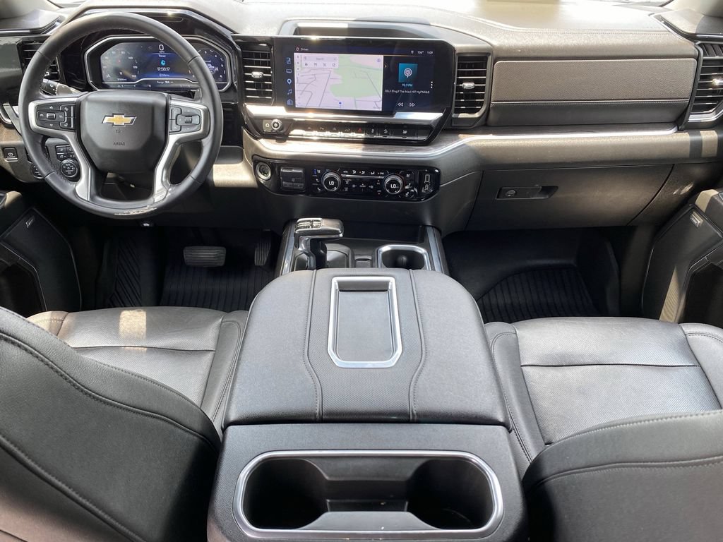 Used 2022 Chevrolet Silverado 1500 LTZ AWD/4WD image 13