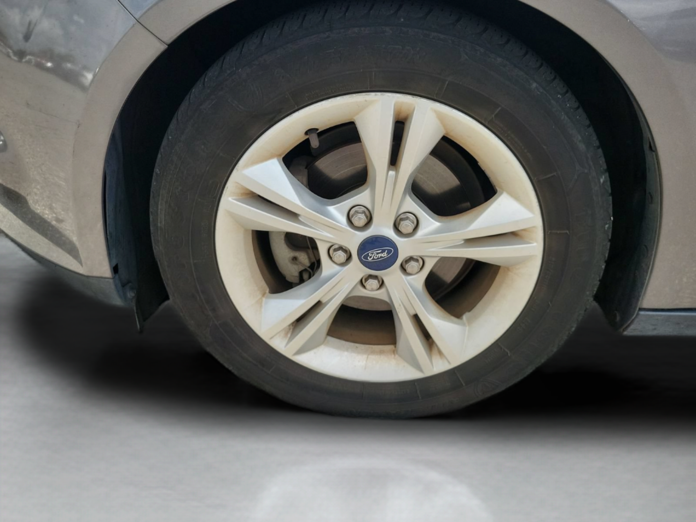 Used 2013 Ford Focus SE w/ Interior Protection Pkg FWD image 29