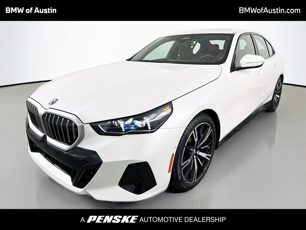 Used 2025 BMW 530i w/ M Sport Package RWD image 1