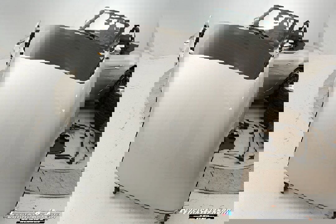 Used 2002 BMW Z8 image 97