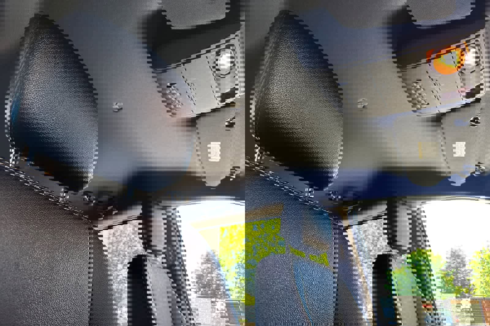 Used 2019 Dodge Grand Caravan SXT image 17