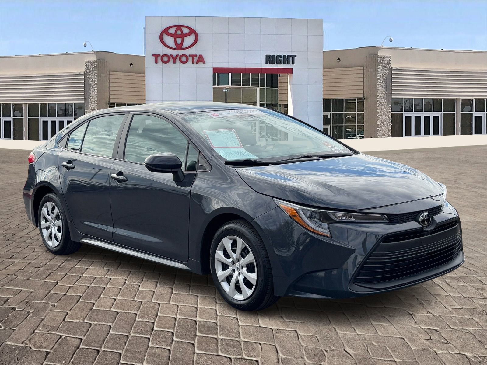 Certified 2025 Toyota Corolla LE w/ Convenience Package image 10