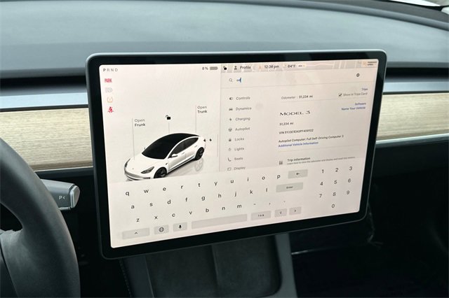Used 2023 Tesla Model 3 Standard Range image 33