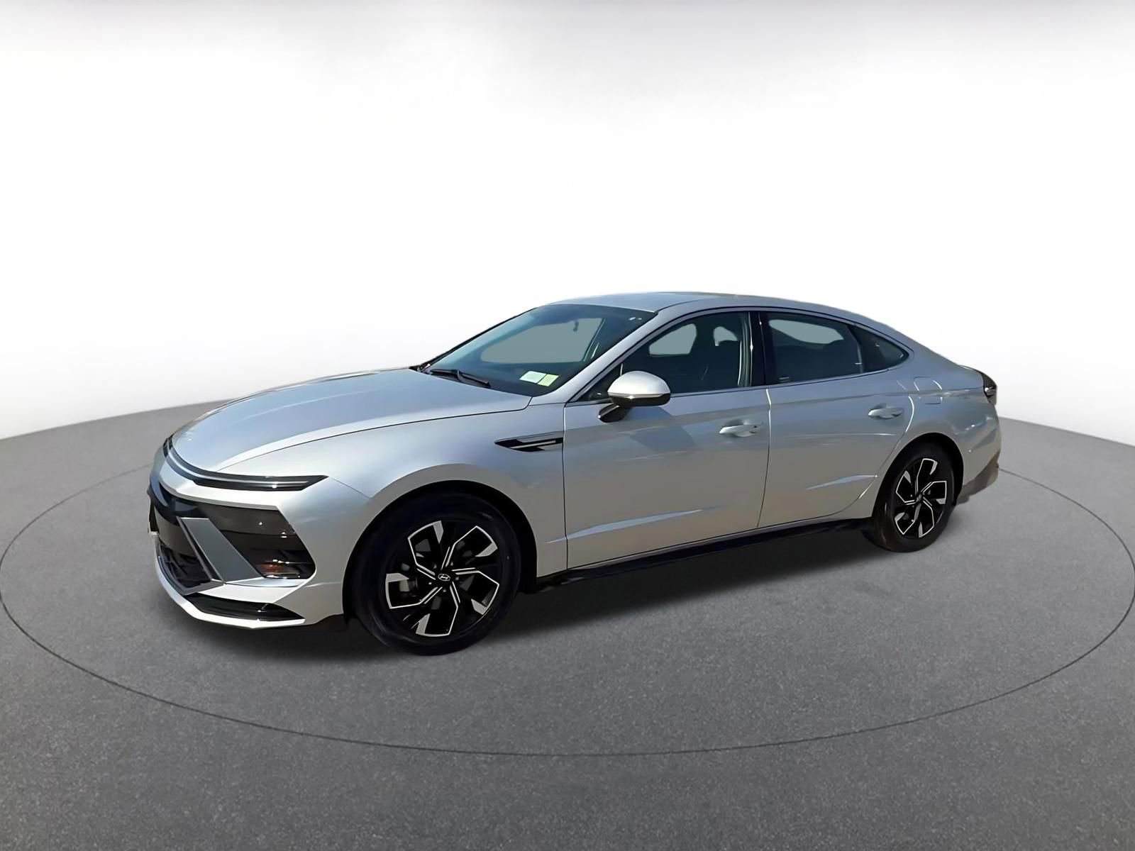 Used 2025 Hyundai Sonata SEL FWD image 8