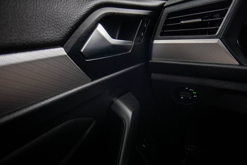Used 2019 Volkswagen Jetta S FWD image 33