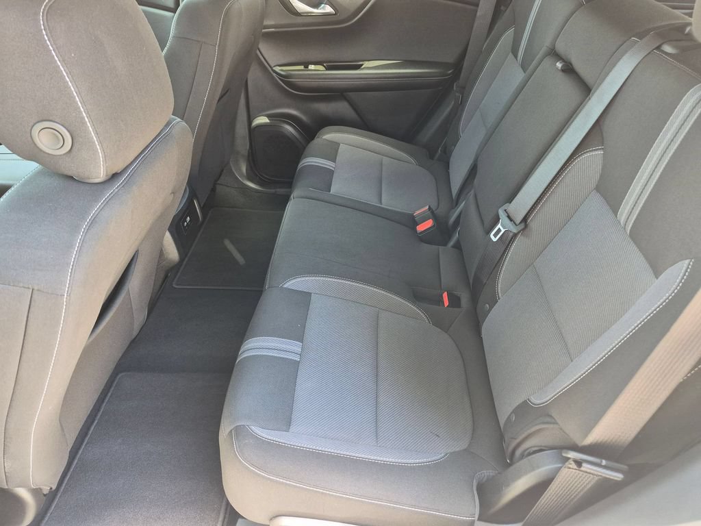 Used 2025 Chevrolet Blazer LT FWD image 24