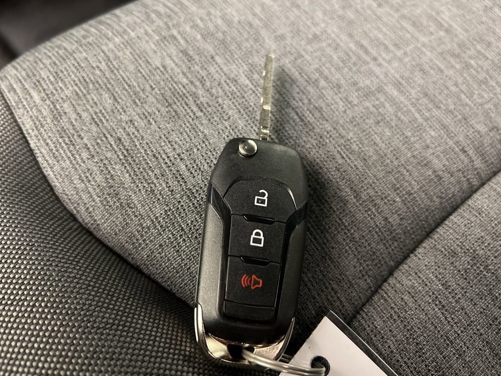 New 2026 Ford F350 XL w/ XL Chrome Package image 33