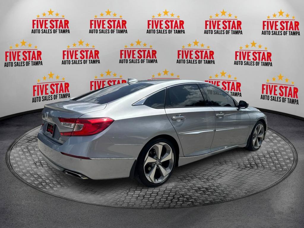 Used 2018 Honda Accord Touring image 7