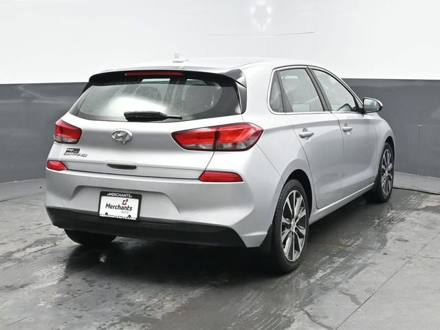 Used 2018 Hyundai Elantra GT FWD image 6