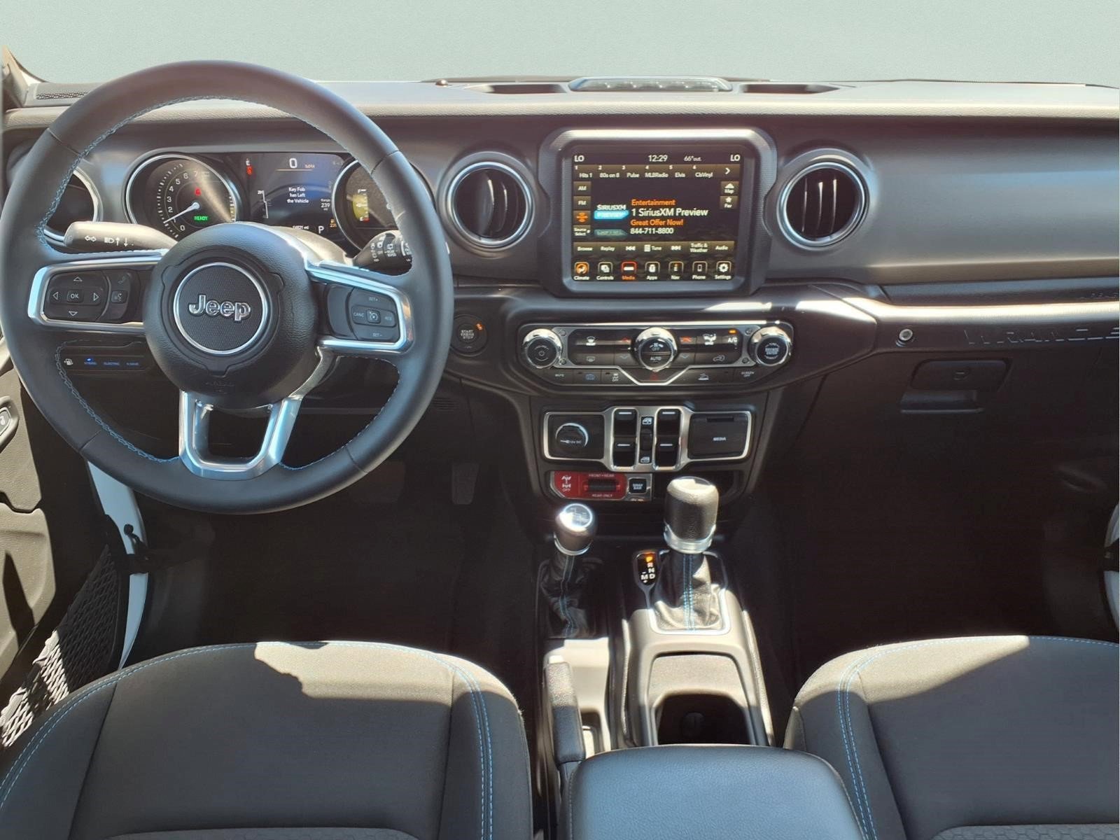 Used 2023 Jeep Wrangler Unlimited Rubicon 4xe image 10