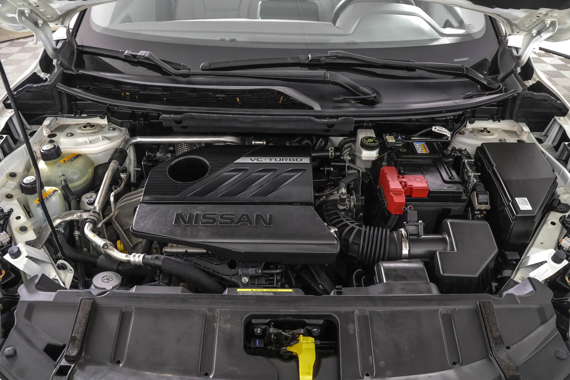 Used 2023 Nissan Rogue SV image 48