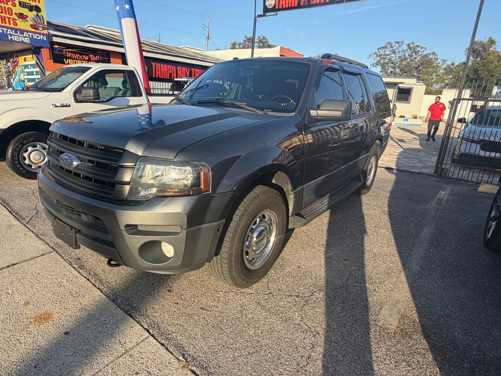 Used 2016 Ford Expedition XL image 5