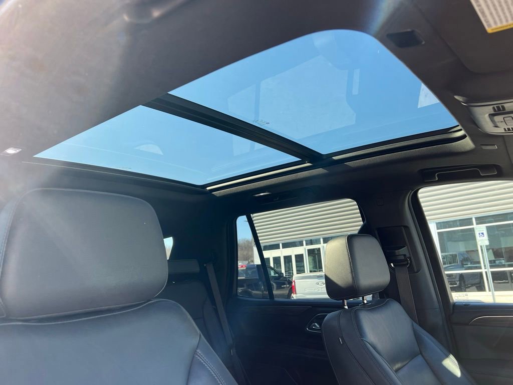 Used 2021 Chevrolet Tahoe LT w/ LT Signature Plus Package image 11