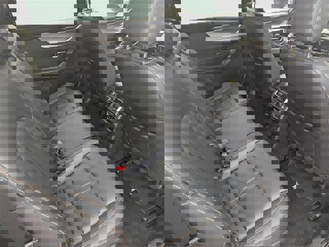 Used 2025 MAZDA CX-90 3.3 Turbo w/ Preferred Package image 9