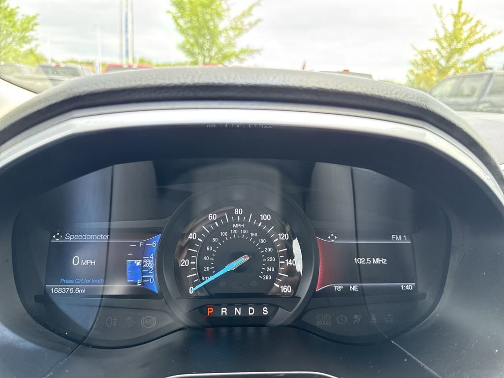 Used 2016 Ford Edge Titanium w/ Equipment Group 302A AWD/4WD image 23