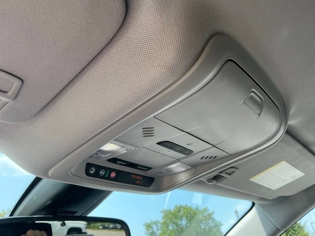 Used 2025 Chevrolet Blazer LT w/ Convenience Package AWD/4WD image 30
