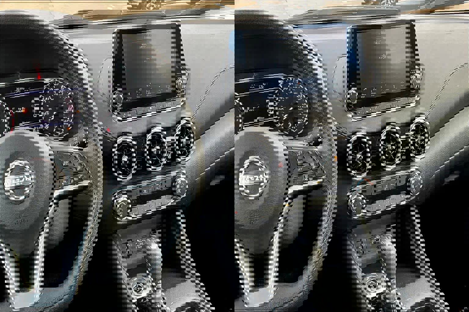 Used 2024 Nissan Sentra SV image 6