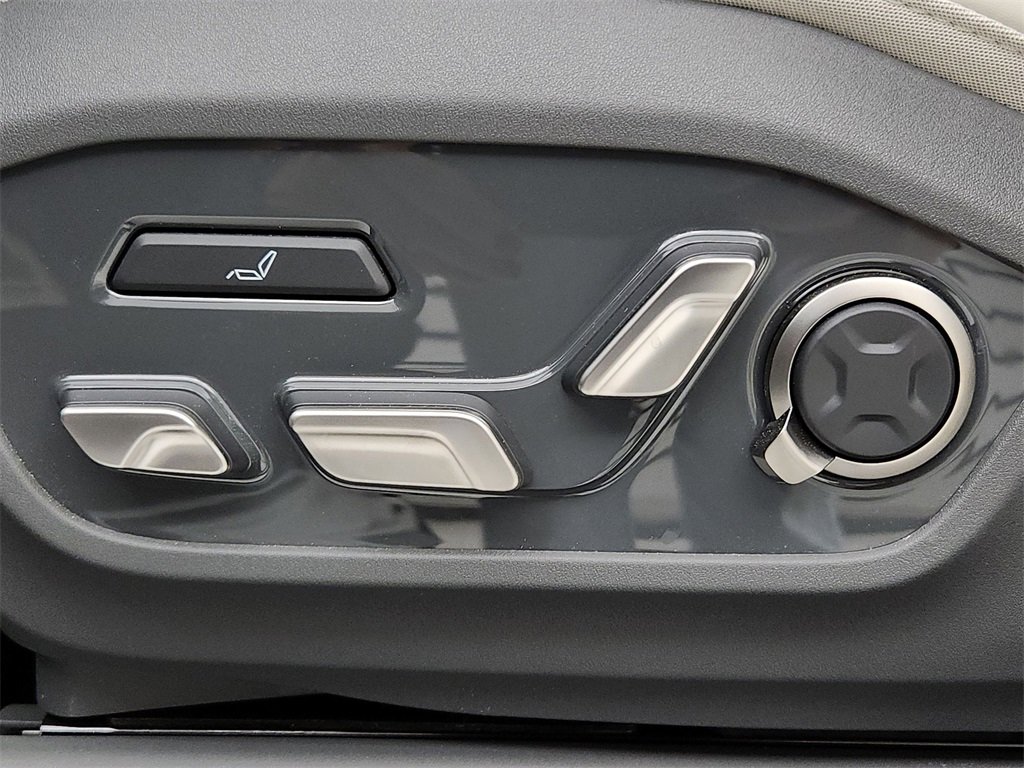 Certified 2026 Kia EV9 GT-Line image 30