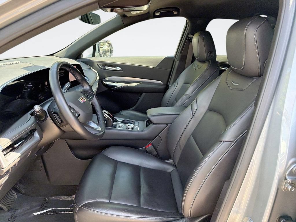 Certified 2024 Cadillac XT4 Premium Luxury AWD/4WD image 19