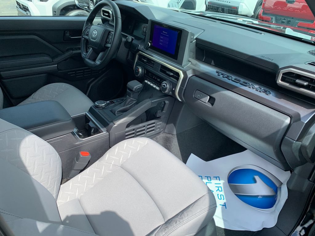 New 2026 Toyota Tacoma SR5 AWD/4WD image 17