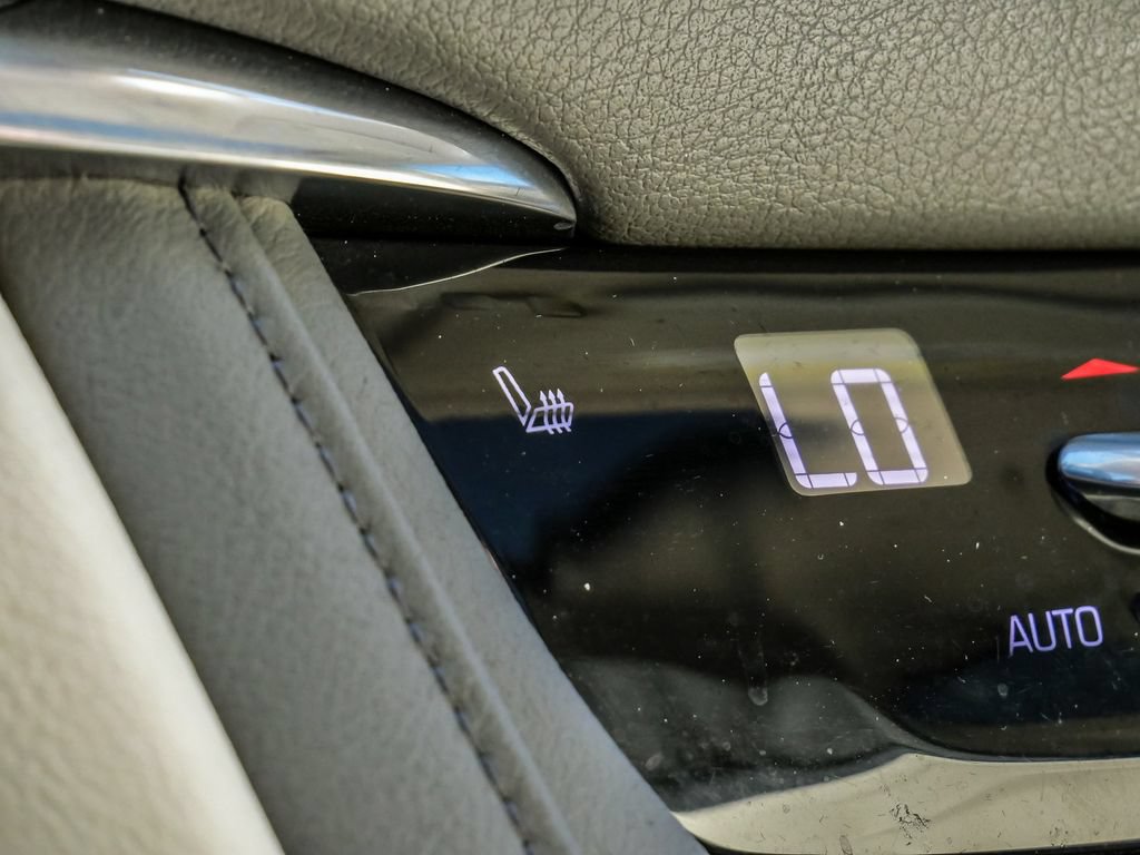 Used 2017 Cadillac XT5 Luxury w/ Driver Awareness Package FWD image 55