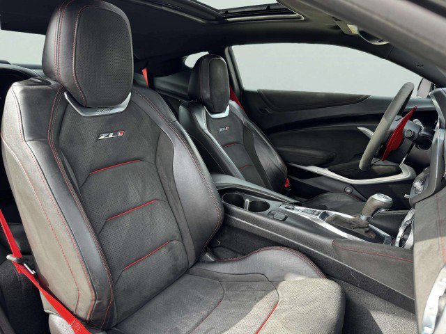 Used 2017 Chevrolet Camaro ZL1 image 41