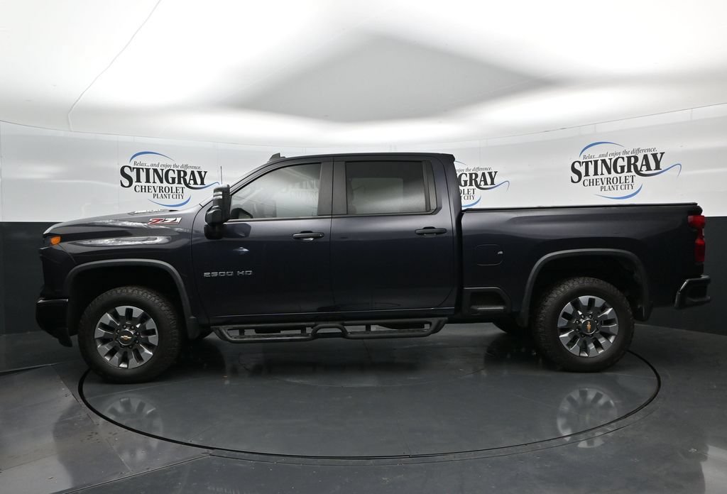 Used 2024 Chevrolet Silverado 2500 Custom w/ Custom Convenience Package AWD/4WD image 4