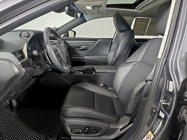 Used 2019 Lexus ES 350 w/ Premium Package FWD image 14