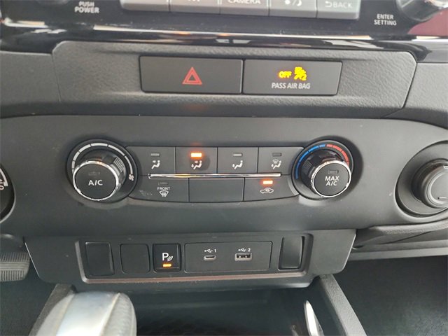 Used 2022 Nissan Frontier SV w/ Graphics Package image 28