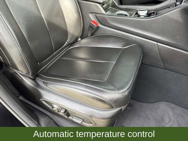 Used 2024 Jeep Grand Cherokee Limited w/ Trailer Tow Package image 13