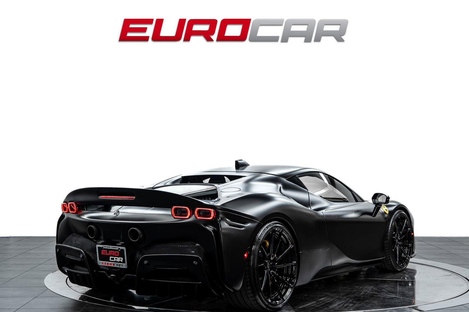 Used 2021 Ferrari SF90 Stradale AWD/4WD image 5
