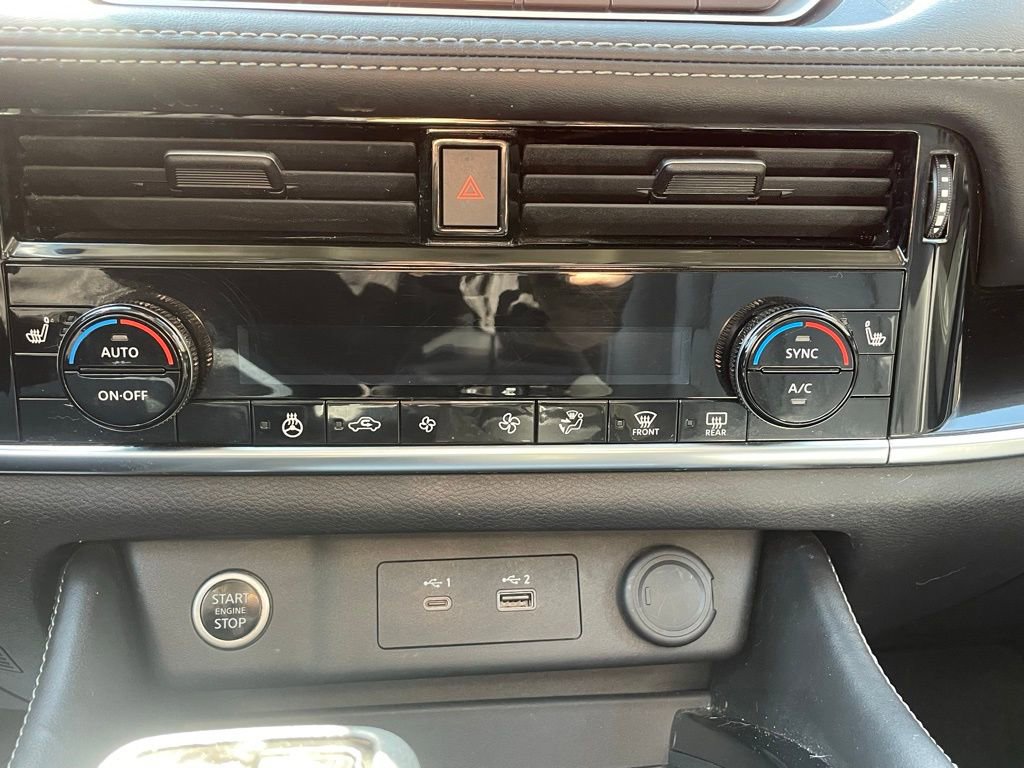 Used 2023 Nissan Rogue SL AWD/4WD image 37