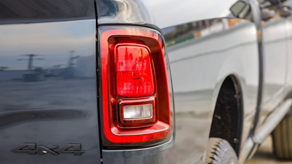 New 2026 RAM 2500 Big Horn AWD/4WD image 9