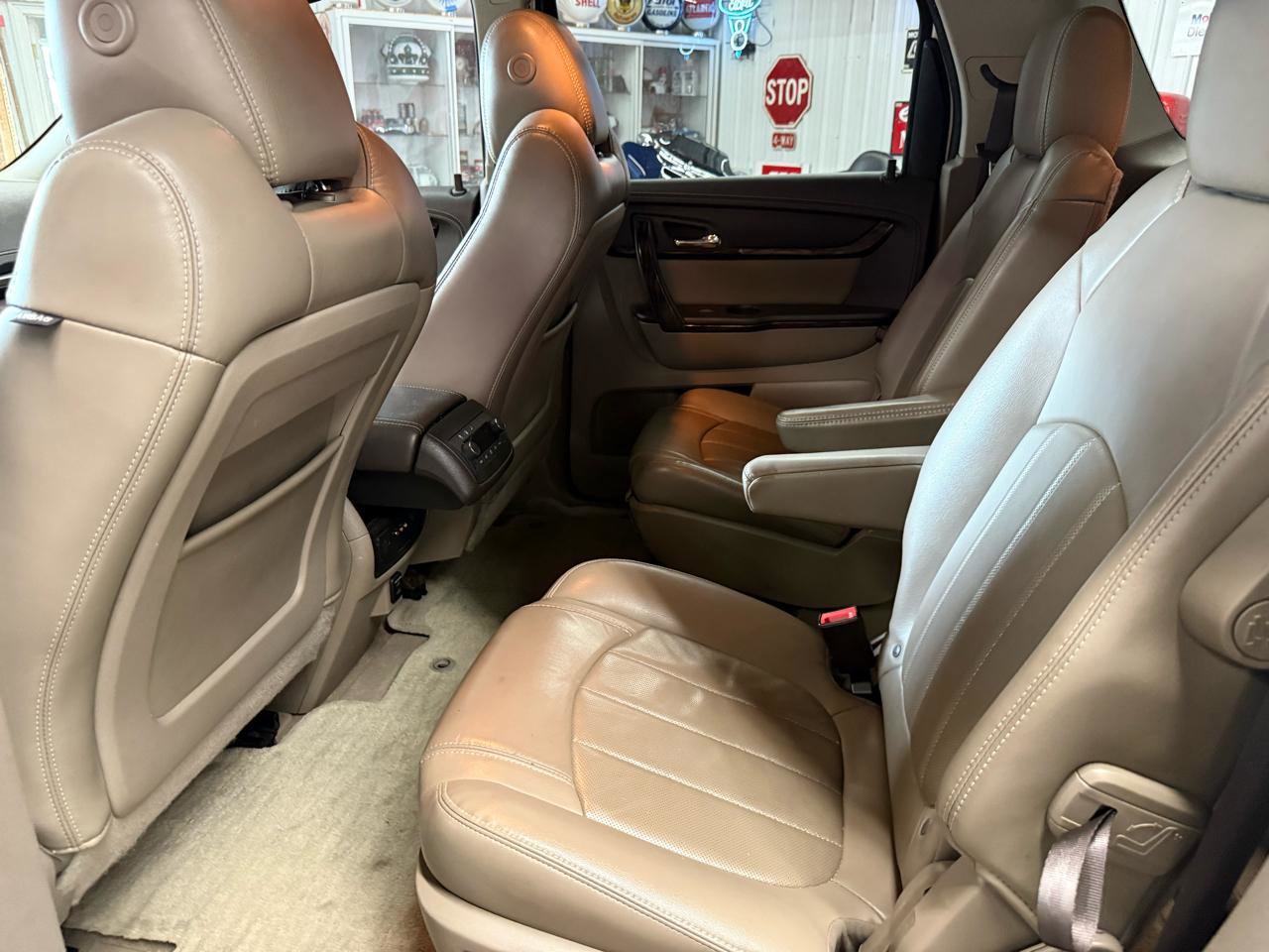 Used 2015 GMC Acadia Denali image 19