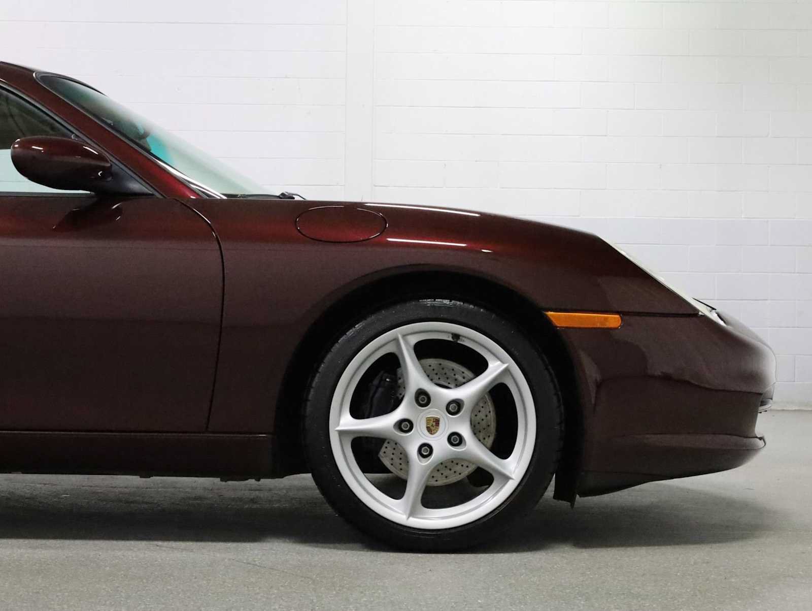 Used 2004 Porsche 911 Carrera RWD image 11