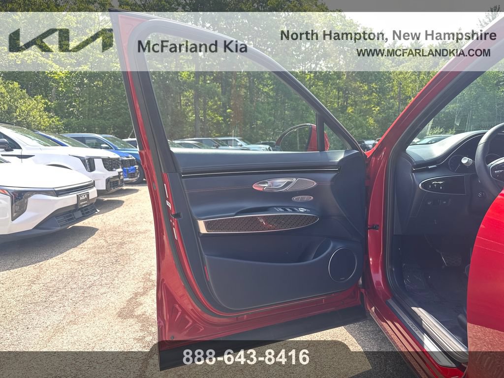 Used 2023 Genesis GV70 3.5T Sport w/ Sport Prestige Package AWD/4WD image 11