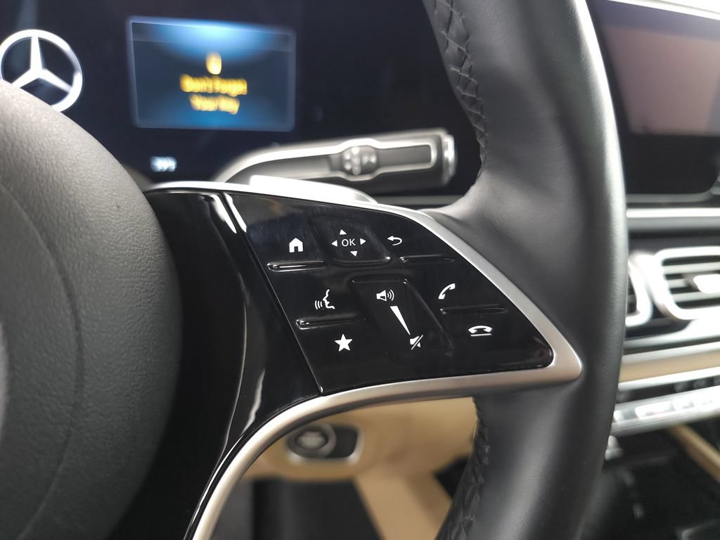 Used 2025 Mercedes-Benz GLE 450e 4MATIC w/ AMG Line Exterior image 13