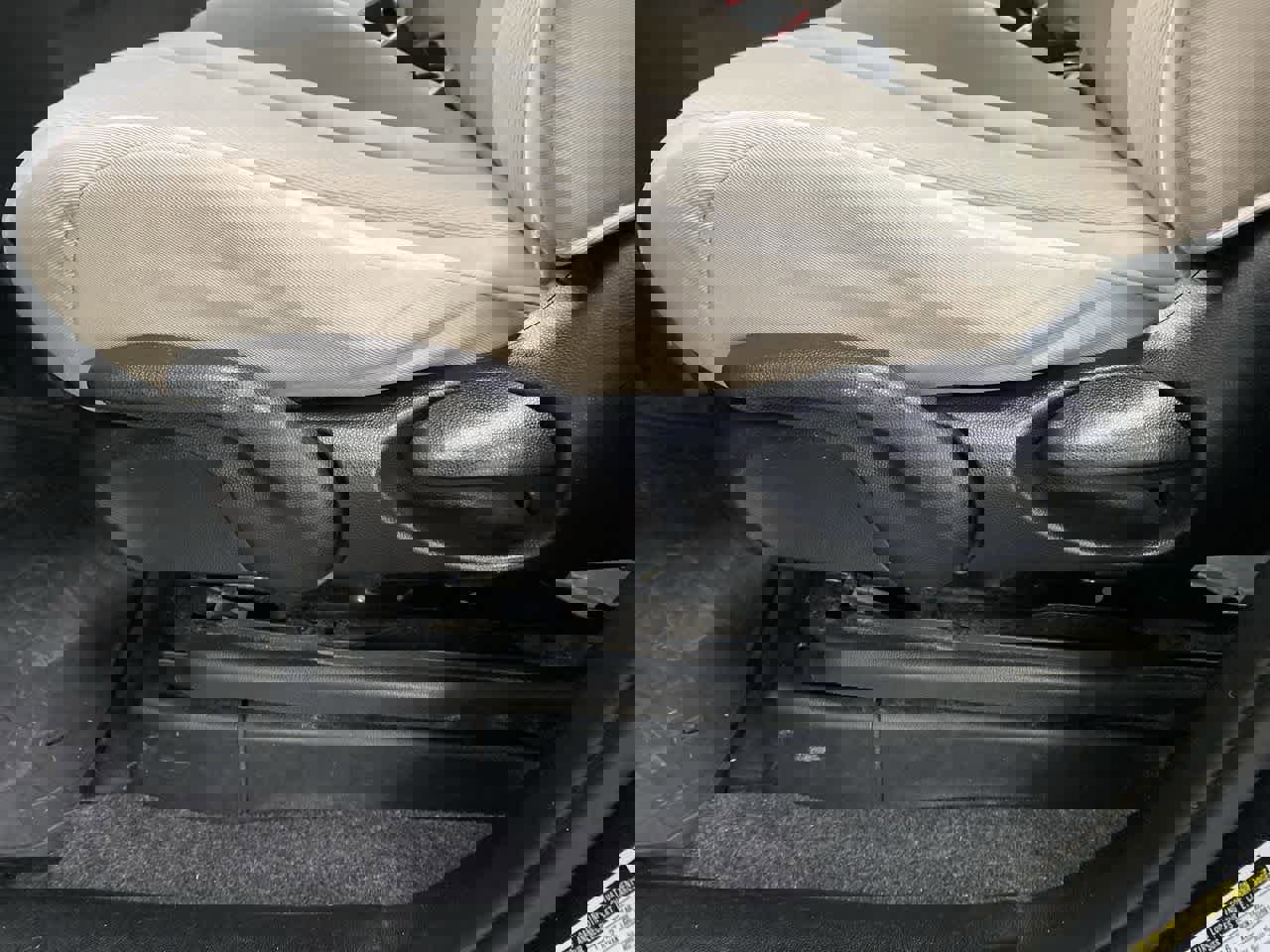 Used 2014 MAZDA MAZDA5 Touring image 15