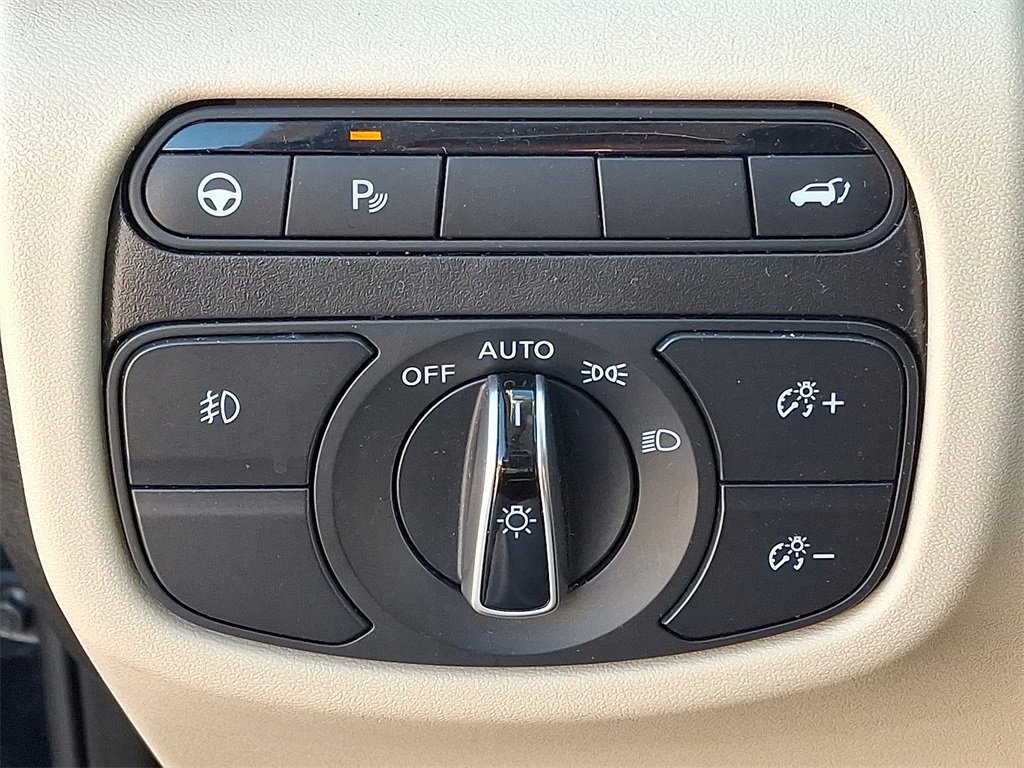 Used 2021 INFINITI QX50 Luxe w/ Cargo Package image 25