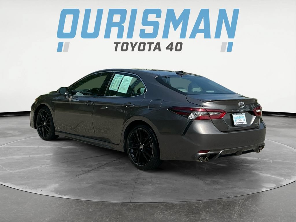 Used 2023 Toyota Camry XSE FWD image 5