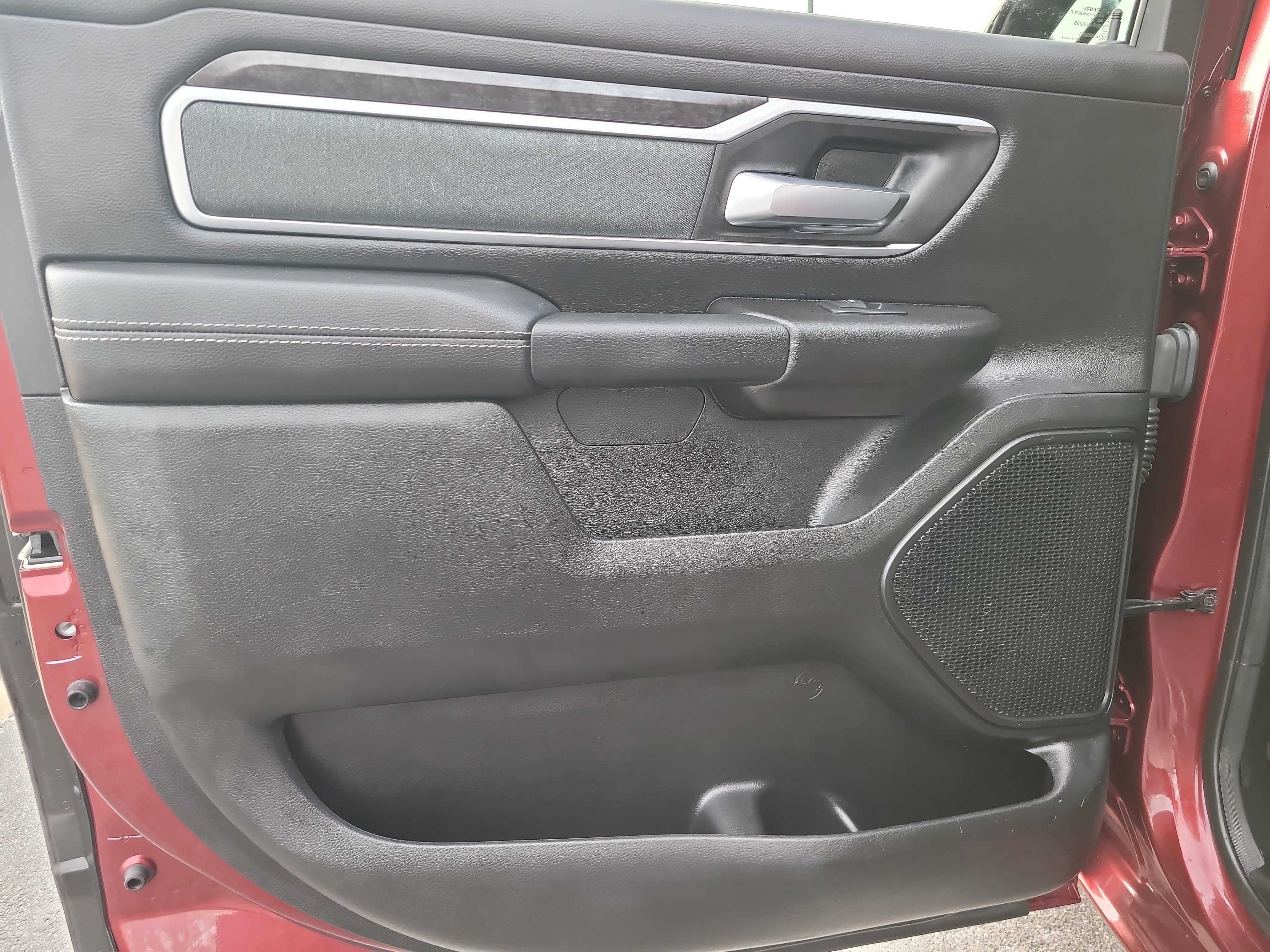 Used 2022 RAM 1500 Big Horn AWD/4WD image 11