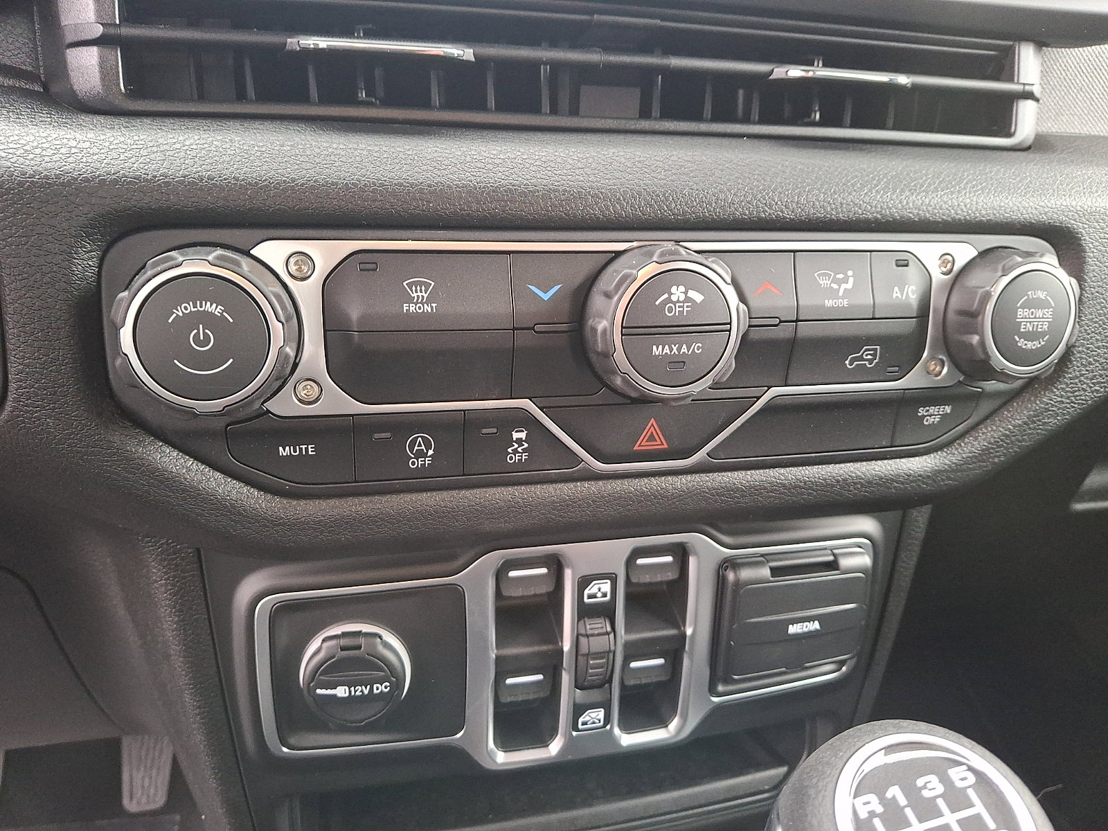 New 2026 Jeep Wrangler Unlimited Sport image 12